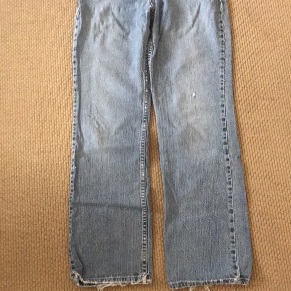 Eddie Bauer nicely worn jeans - Picture 1 of 2
